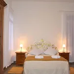 Ca\' Del Moro, Central Apartment